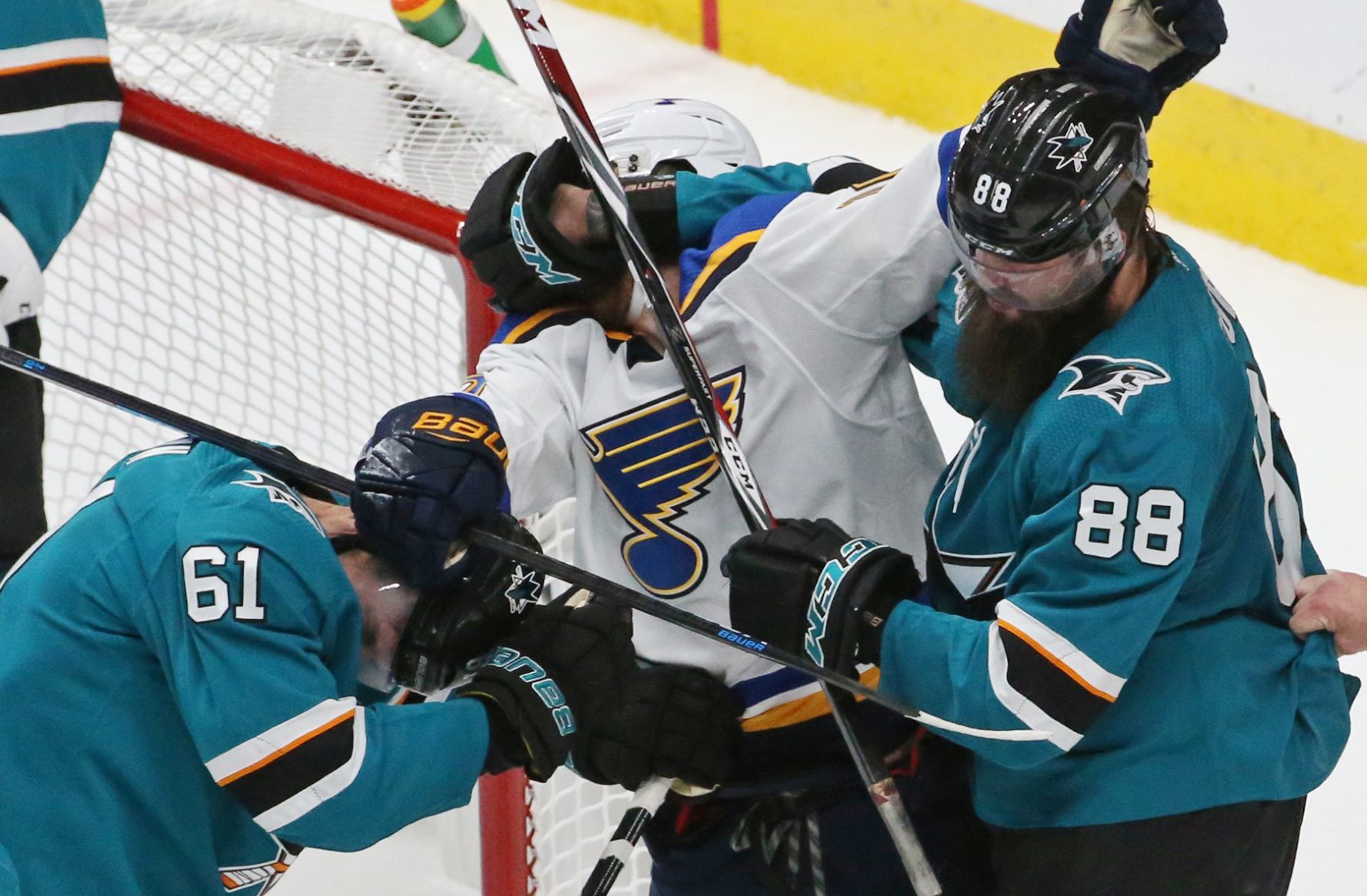 Blues and Sharks skate in game 5 of the semifinals